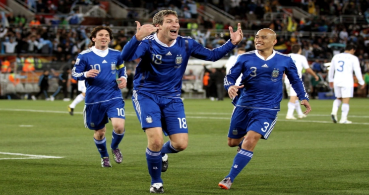 福塔雷萨vs庞特普雷塔直播_实时福塔雷萨vs庞特普雷塔直播_高清直播福塔雷萨vs庞特普雷塔直播-24直播